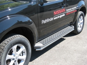 Nissan Pathfinder 4 пороги труба d42 (вариант 1) NNT-0003551